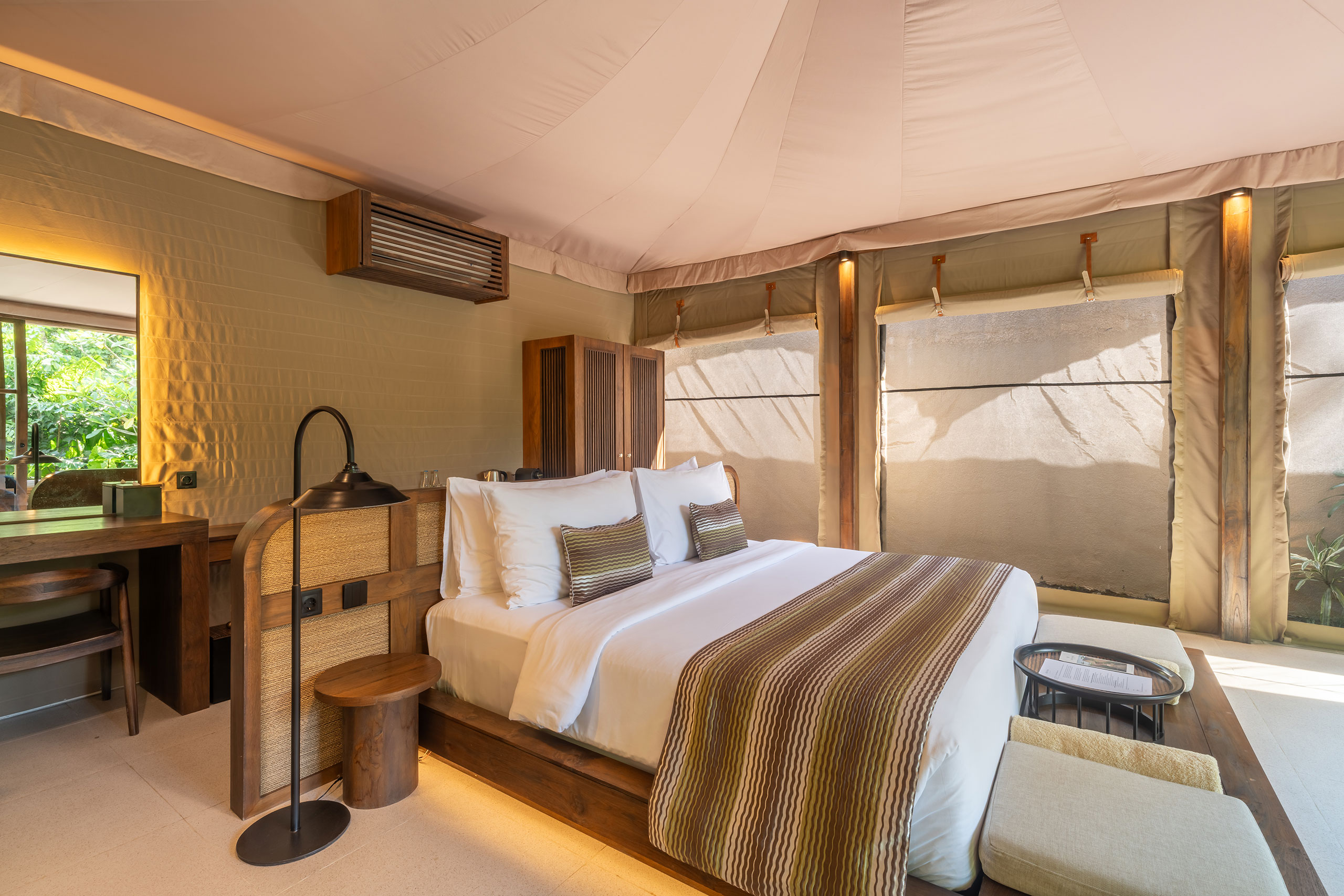 one-bedroom-pool-tent-interior7.webp